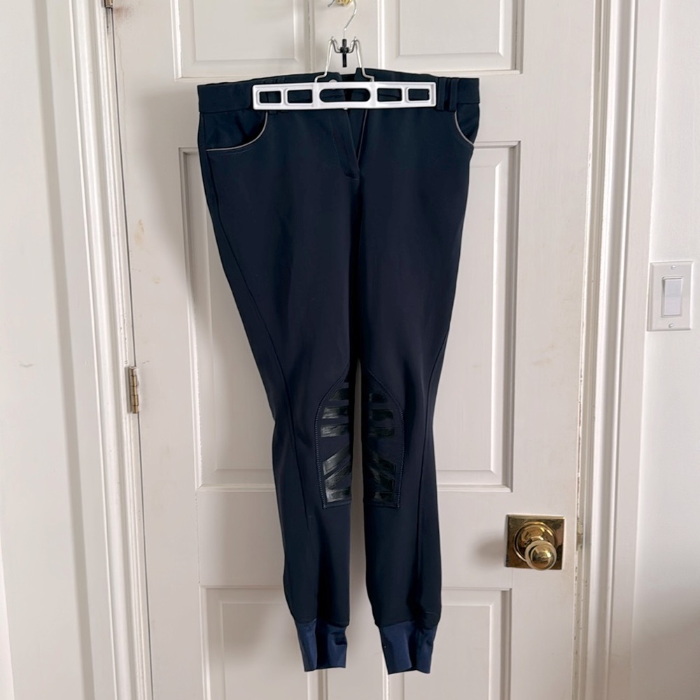 Vision Apparel breeches in navy blue. Size 30 from a smoke free home.